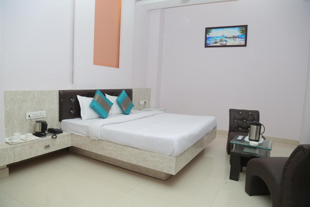 Hotel Golden Dreams Amritsar Buitenkant foto