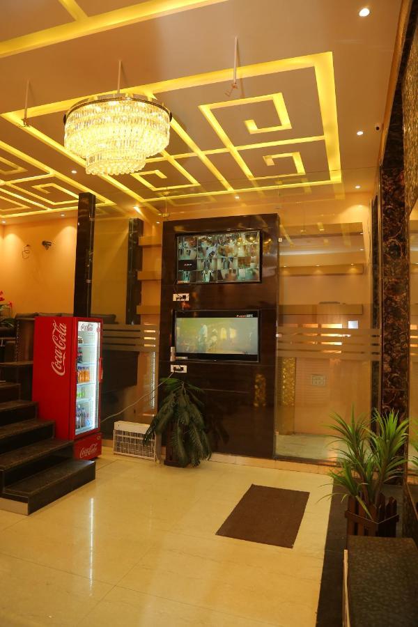 Hotel Golden Dreams Amritsar Buitenkant foto