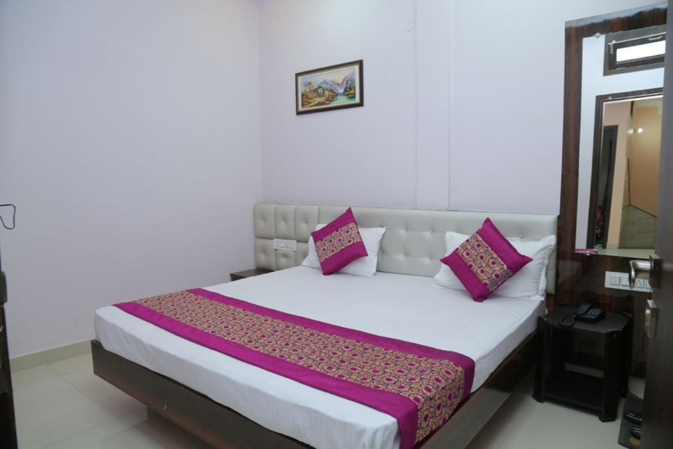 Hotel Golden Dreams Amritsar Buitenkant foto